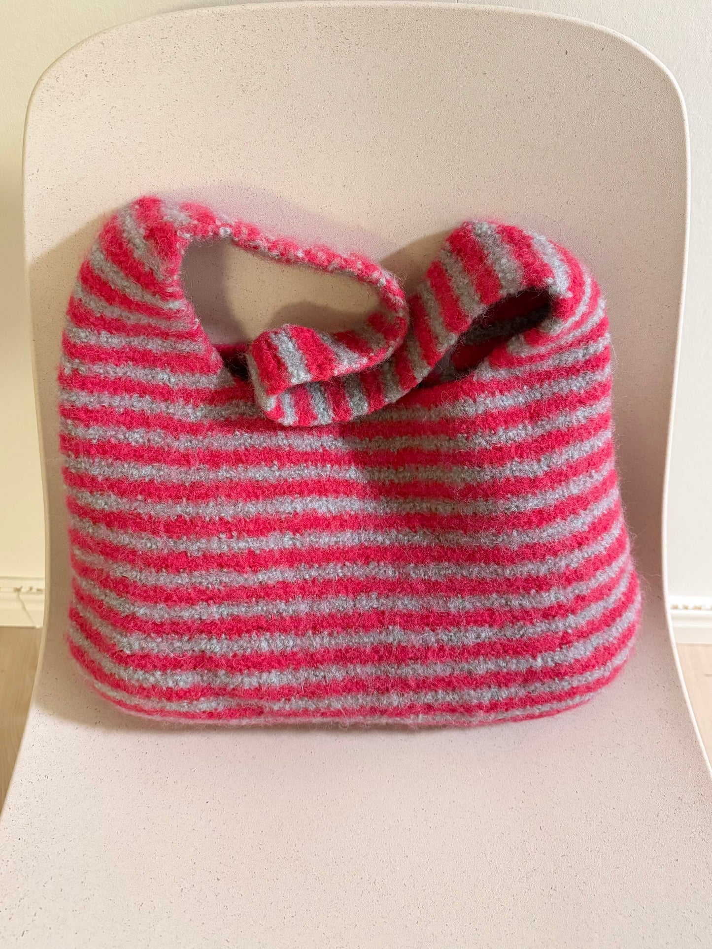 Lemmikki -laukku (keskitaso)